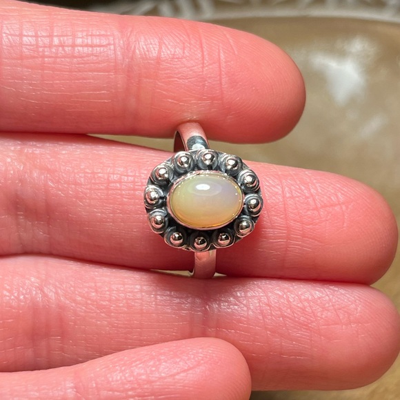 Natural Ethiopian Opal Flower 925 Sterling Silver Ring - Picture 12 of 16